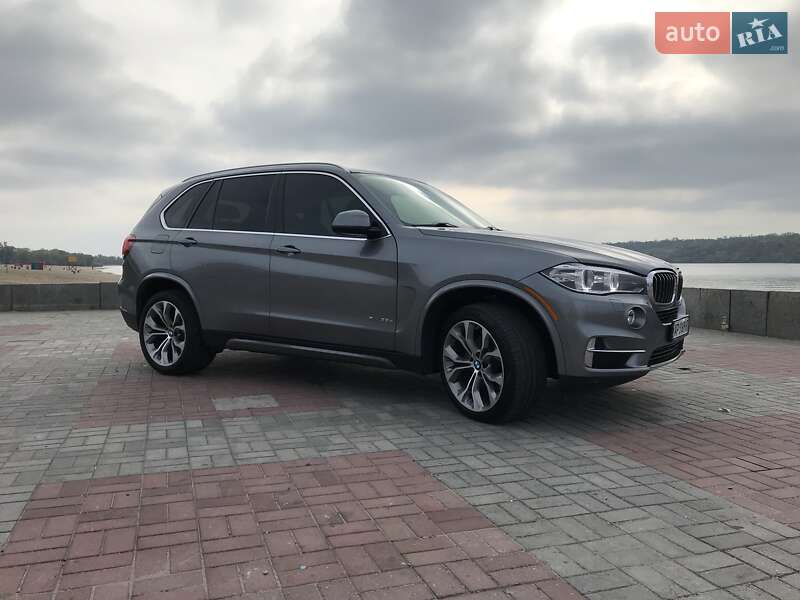 Внедорожник / Кроссовер BMW X5 2015 в Запорожье