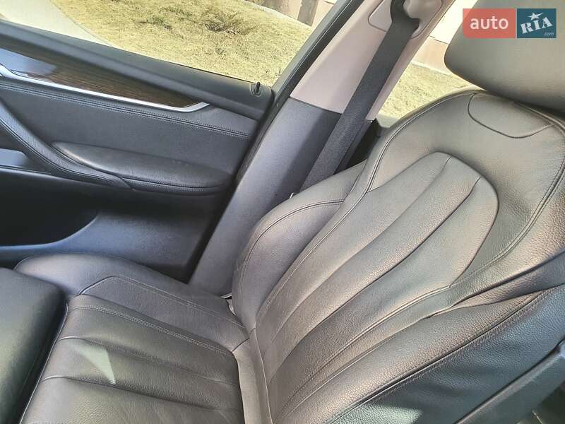 Внедорожник / Кроссовер BMW X5 2014 в Одессе