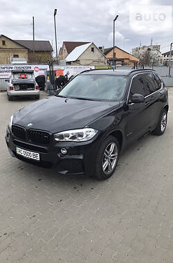 Позашляховик / Кросовер BMW X5 2014 в Луцьку