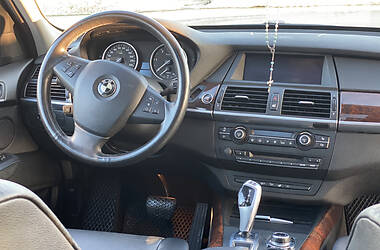 Внедорожник / Кроссовер BMW X5 2010 в Тернополе