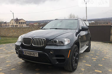 Внедорожник / Кроссовер BMW X5 2012 в Черновцах