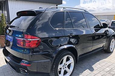 Позашляховик / Кросовер BMW X5 2013 в 