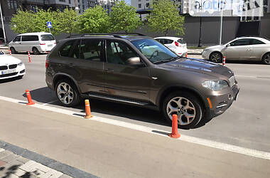 Внедорожник / Кроссовер BMW X5 2010 в Львове