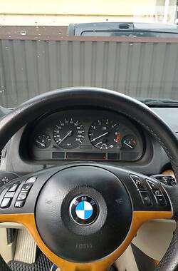 Внедорожник / Кроссовер BMW X5 2003 в 