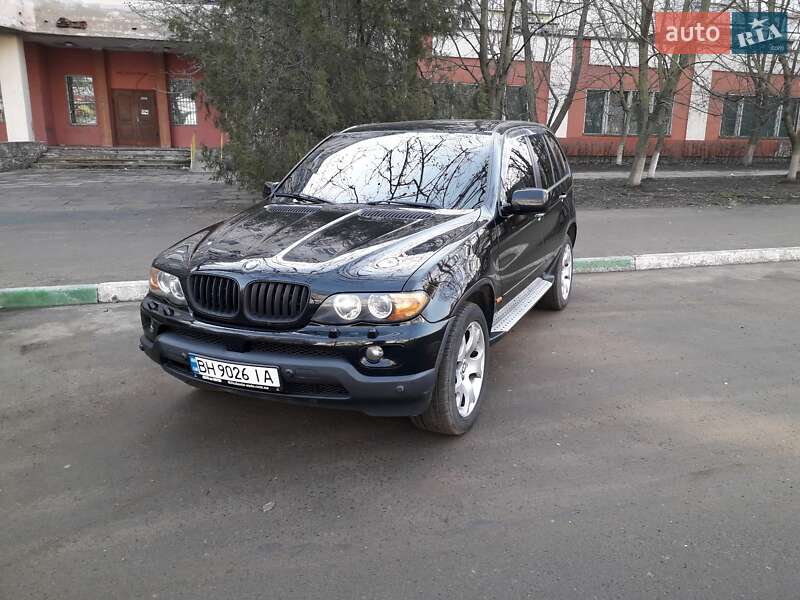 Внедорожник / Кроссовер BMW X5 2003 в Черноморске