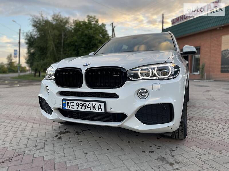 Внедорожник / Кроссовер BMW X5 2017 в Новомосковске