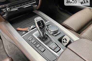 Внедорожник / Кроссовер BMW X5 2016 в 