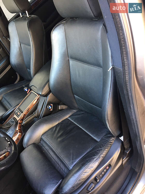 Позашляховик / Кросовер BMW X5 2005 в Тячеві