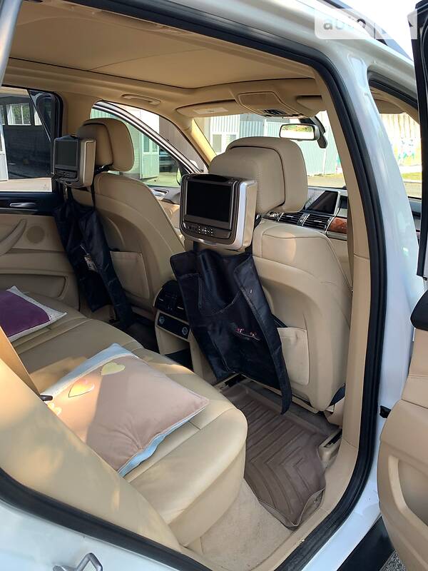 Позашляховик / Кросовер BMW X5 2011 в Покрові