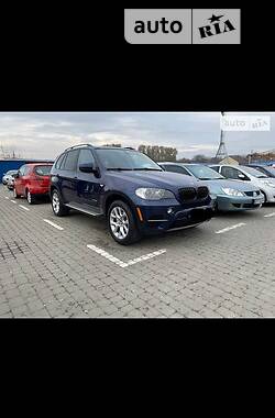 Внедорожник / Кроссовер BMW X5 2010 в Черновцах