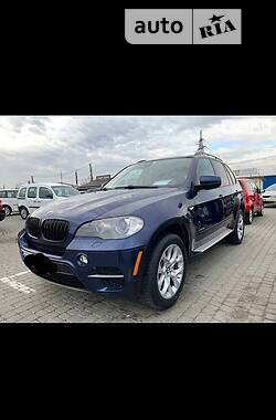 Внедорожник / Кроссовер BMW X5 2010 в Черновцах