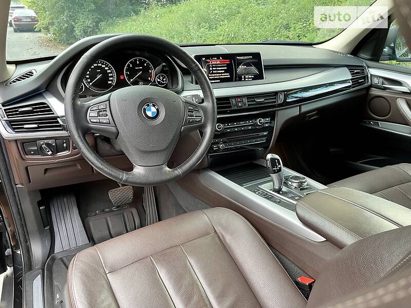 Внедорожник / Кроссовер BMW X5 2016 в Хмельницком
