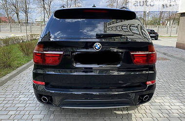 Внедорожник / Кроссовер BMW X5 2013 в Ивано-Франковске