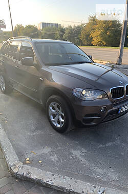 Позашляховик / Кросовер BMW X5 2012 в Львові