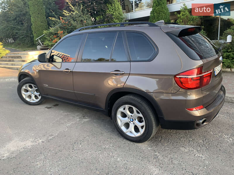 Позашляховик / Кросовер BMW X5 2012 в Львові