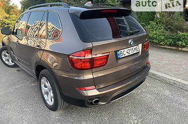 Позашляховик / Кросовер BMW X5 2012 в Львові