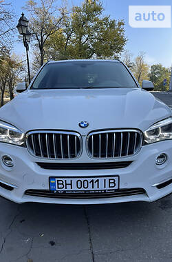 Внедорожник / Кроссовер BMW X5 2014 в 