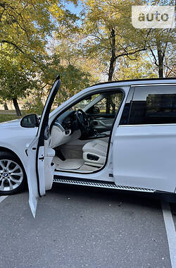 Внедорожник / Кроссовер BMW X5 2014 в 