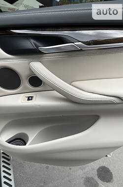 Внедорожник / Кроссовер BMW X5 2014 в 