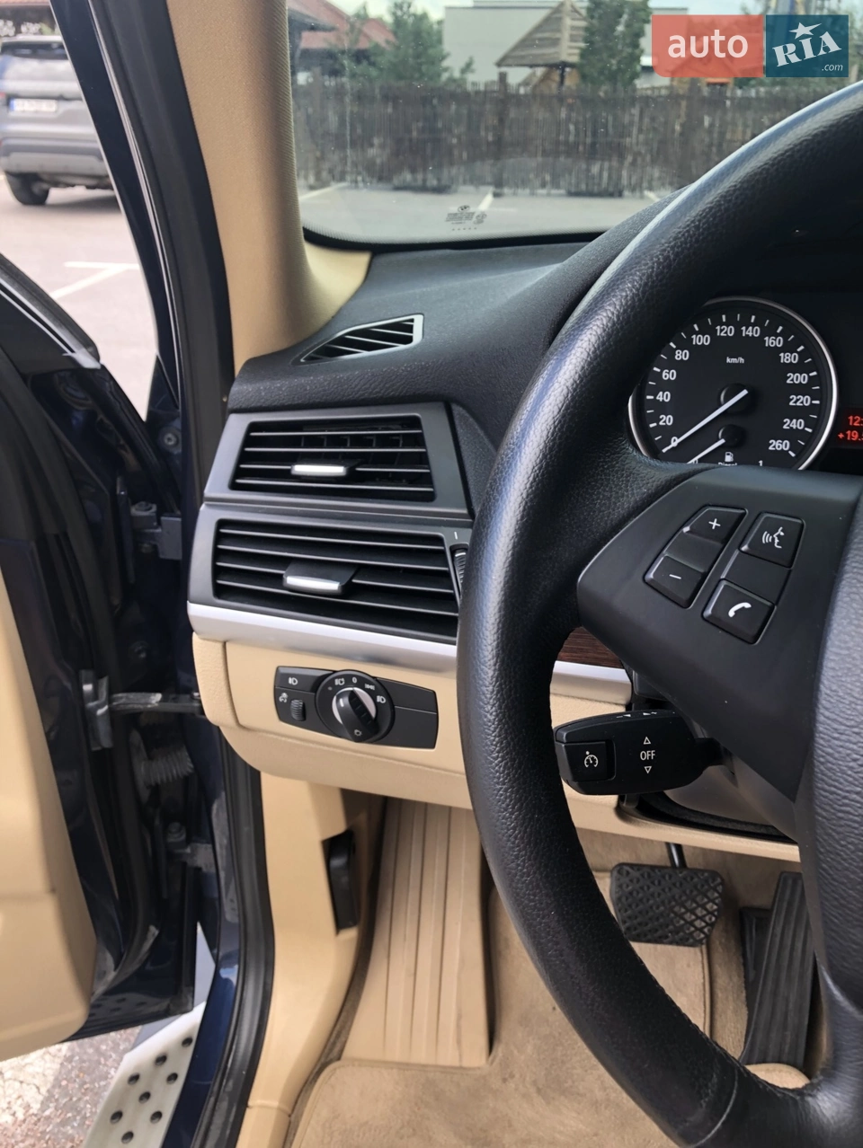 2012 BMW X5 - мініатюра 15