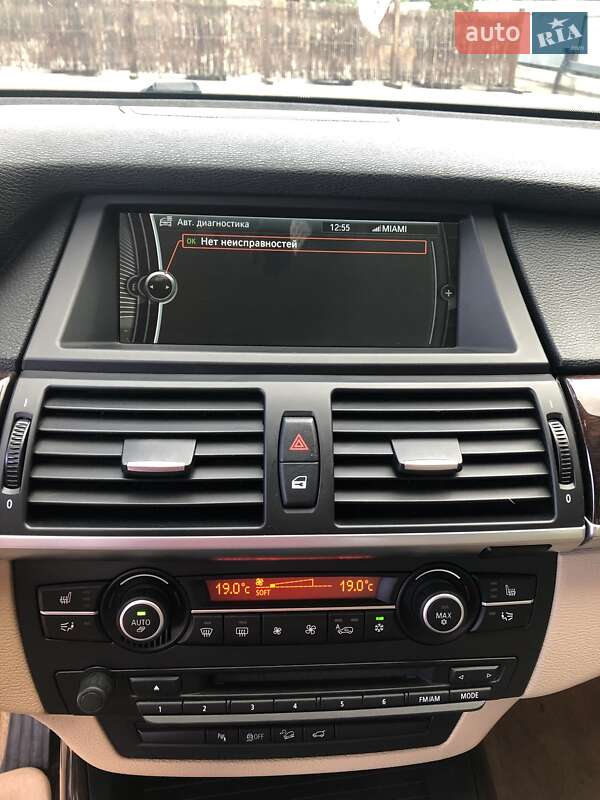 Внедорожник / Кроссовер BMW X5 2012 в Киеве