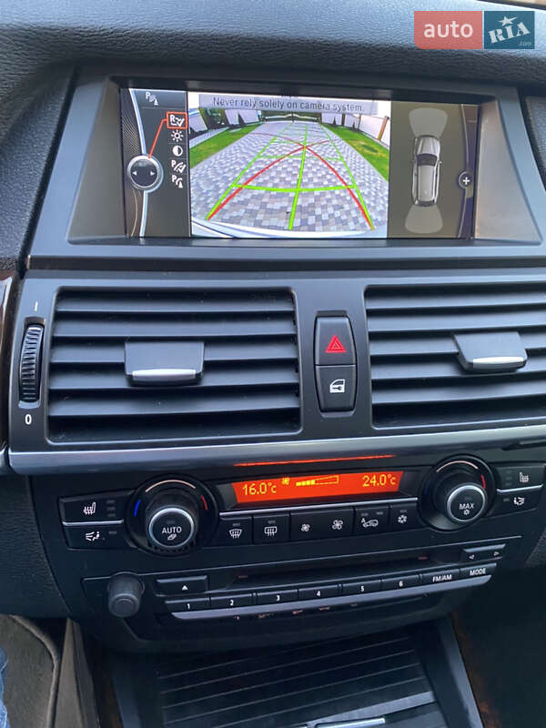 Позашляховик / Кросовер BMW X5 2013 в Івано-Франківську