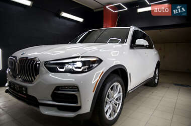 Внедорожник / Кроссовер BMW X5 2018 в 