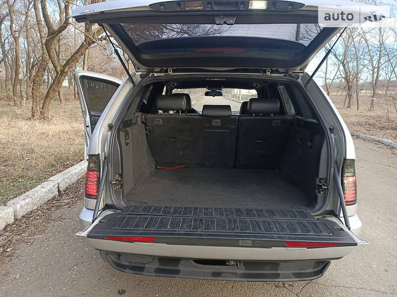 Внедорожник / Кроссовер BMW X5 2001 в Николаеве