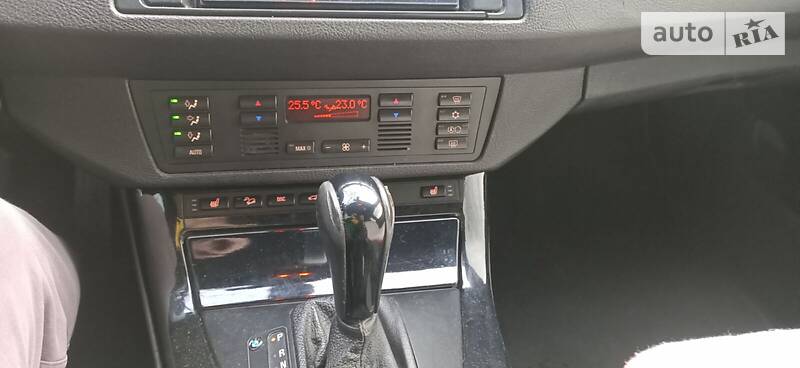 Внедорожник / Кроссовер BMW X5 2001 в Николаеве