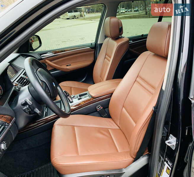 Позашляховик / Кросовер BMW X5 2013 в Львові