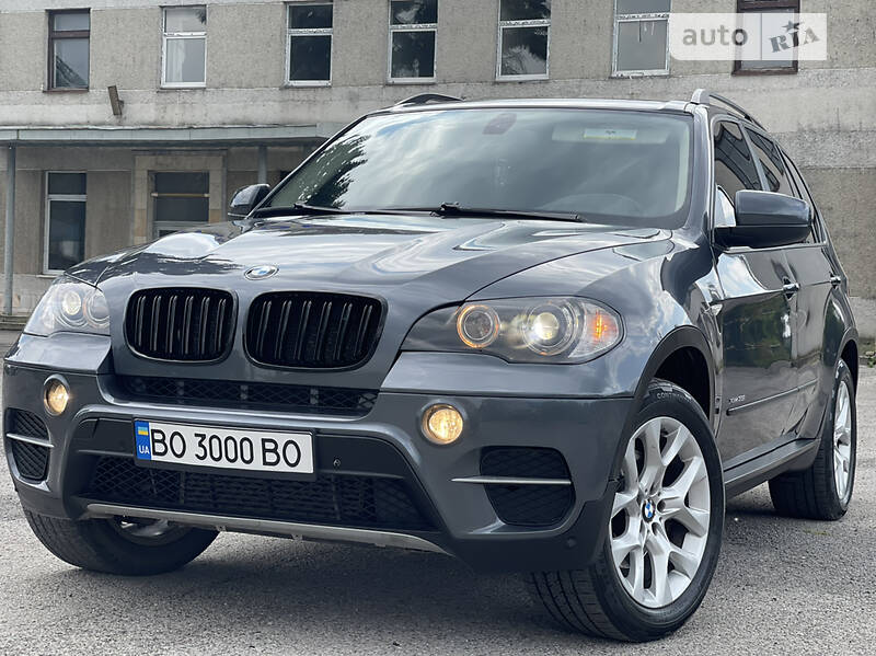 Седан BMW X5 2011 в Тернополе