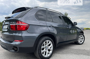 Седан BMW X5 2011 в Тернополе