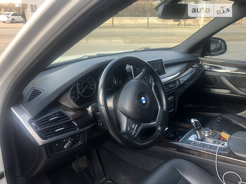 Позашляховик / Кросовер BMW X5 2016 в Дніпрі