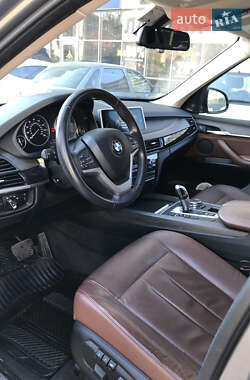 Внедорожник / Кроссовер BMW X5 2015 в 