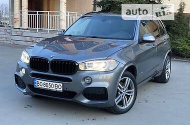 Позашляховик / Кросовер BMW X5 2016 в 
