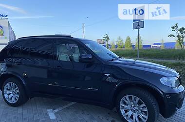 Внедорожник / Кроссовер BMW X5 2011 в Ровно