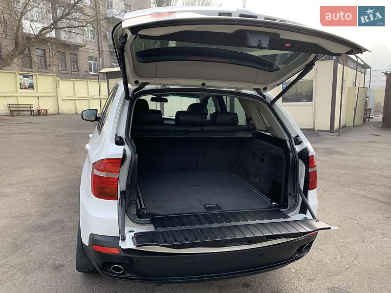 Внедорожник / Кроссовер BMW X5 2008 в Киеве