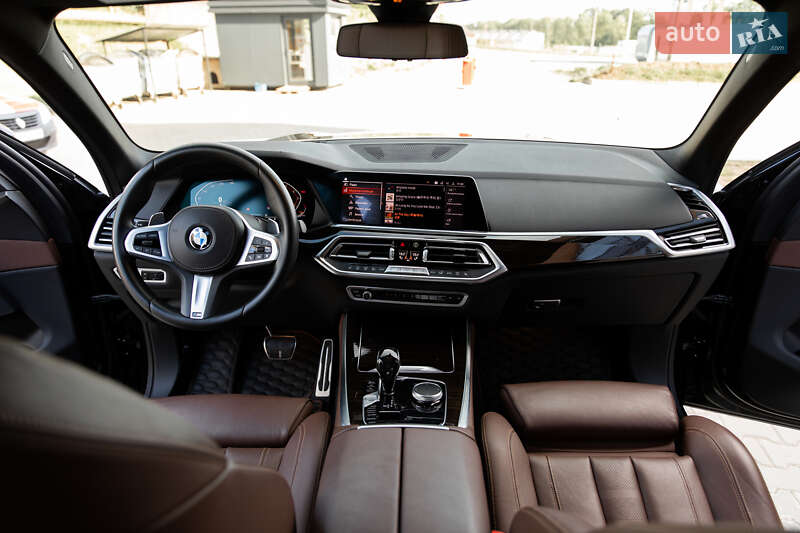 Внедорожник / Кроссовер BMW X5 2018 в Черновцах