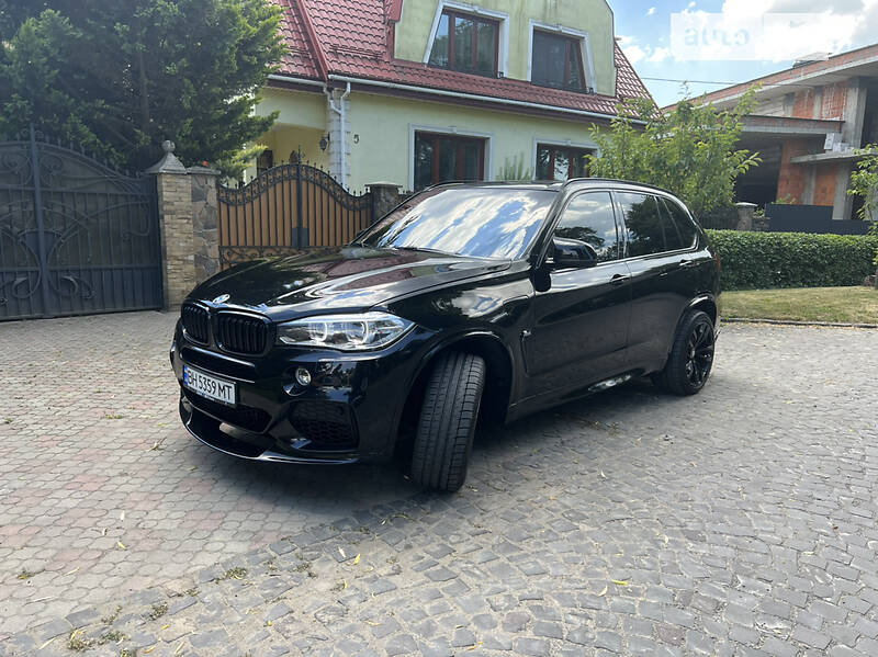 Внедорожник / Кроссовер BMW X5 2016 в Ужгороде