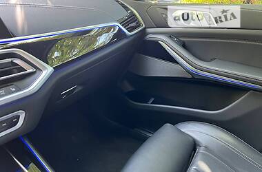 Позашляховик / Кросовер BMW X5 2020 в 