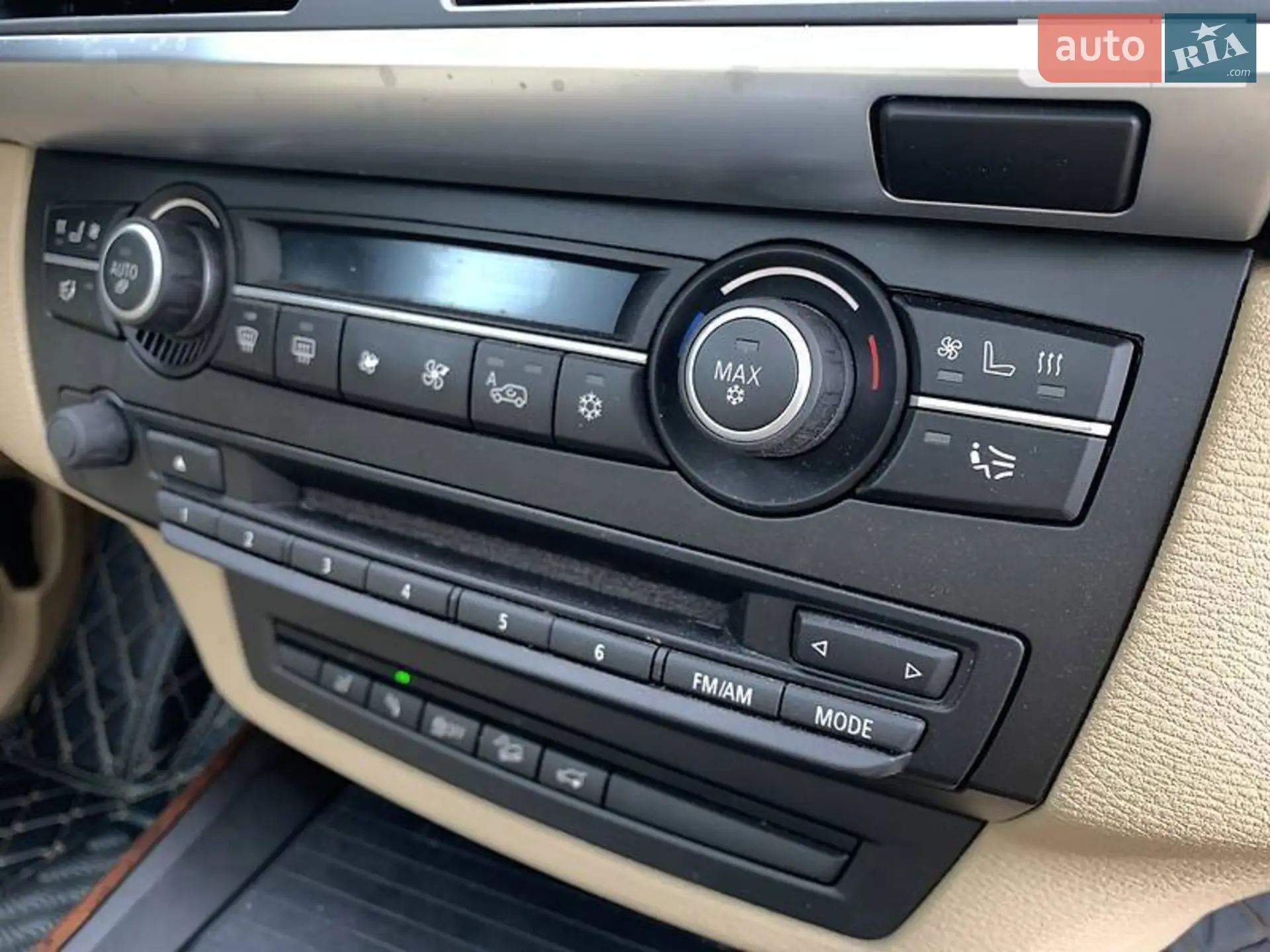 2011 BMW X5 - мініатюра 26