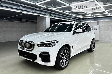 Позашляховик / Кросовер BMW X5 2022 в 