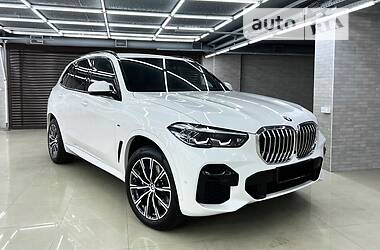 Позашляховик / Кросовер BMW X5 2022 в 