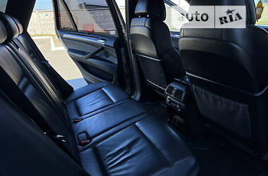 Позашляховик / Кросовер BMW X5 2009 в 