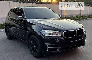 Позашляховик / Кросовер BMW X5 2014 в Мукачевому