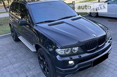 Внедорожник / Кроссовер BMW X5 2004 в 