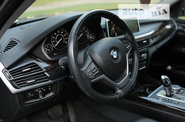 Внедорожник / Кроссовер BMW X5 2015 в Черновцах