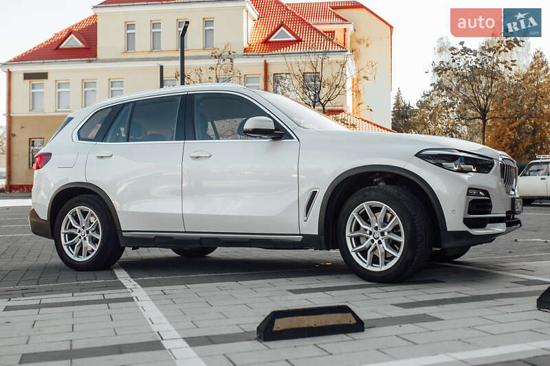 Внедорожник / Кроссовер BMW X5 2020 в Киеве фото 6 Внедорожник / Кроссовер BMW X5 2020 в Киеве