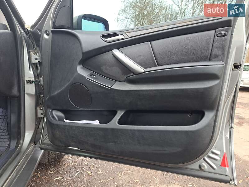 Внедорожник / Кроссовер BMW X5 2004 в Ровно