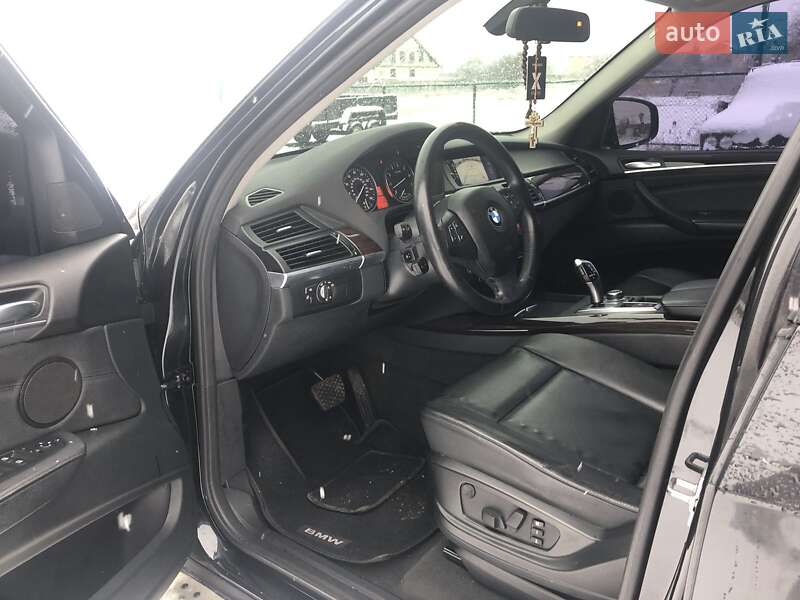 Внедорожник / Кроссовер BMW X5 2010 в Киеве